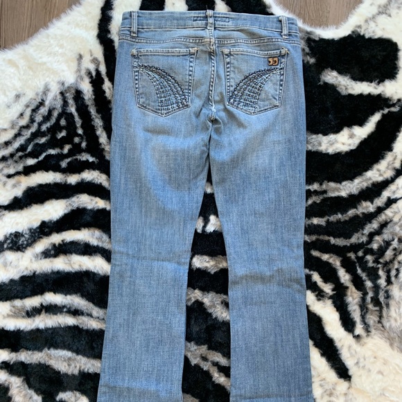 Joe’s Jeans. Size 27 - Picture 5 of 6